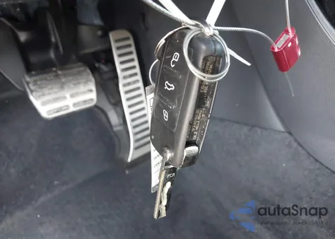 2019 Volkswagen Beetle 2.0T Final Edition Se/2.0T Final Edition Sel/2.0T S/2.0T Se из США, поврежденный, VIN 3VW5DAAT0KM502268